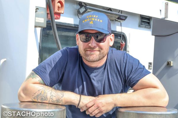 Jediny Slovak Jaroslav Kostiak, ktoreho sme na Rujane stretli (hlavny strojnik lode)